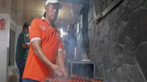 Bakso Bakar Trowulan Malang, Rasanya Buat Ketagihan - GenPI.co JATIM