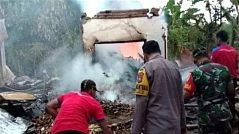 Kebakaran 2 Hari Beruntun di Situbondo, Kerugian Ditaksir Puluhan Juta Rupiah - GenPI.co JATIM