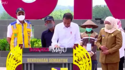 Presiden Jokowi Resmikan Bendungan Semantok, Sanggup Mengairi 1.900 Hektare Sawah - GenPI.co JATIM