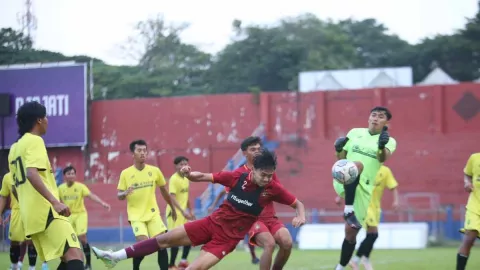Bawa 23 Pemain Tantang Bhayangkara FC, Persik Kediri Optimistis Keluar Zona Merah - GenPI.co JATIM