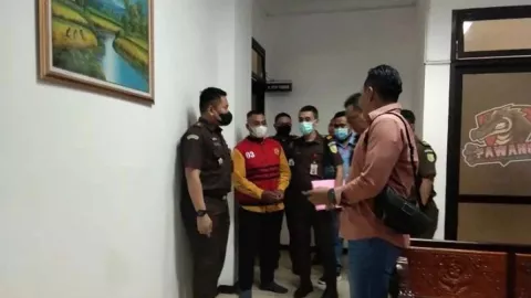 Kades Krai Lumajang Ditangkap Kejari, Diduga Korupsi APBDes Ratusan Juta - GenPI.co JATIM