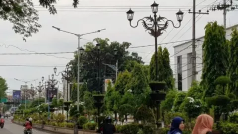 Pemkot Madiun Siap Bangun Jaringan PJU di Kampung, Anggarannya Rp 12 Miliar - GenPI.co JATIM