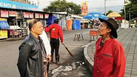 Kebersihan Buat Wisatawan Betah, PJ Wali Kota Batu Minta OPD Sering Turun Lapangan - GenPI.co JATIM