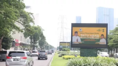 Baliho Airlangga Terpasang Saat Harlah 1 Abad NU, Wakil DPD Golkar Surabaya Minta Maaf - GenPI.co JATIM