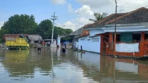 BPBD Pamekasan Peringatkan Warga Pesisir Banjir Rob, Dampak Super New Moon - GenPI.co JATIM