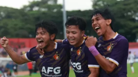 Lawan Persib Bandung, Pelatih Persik Divaldo Alves Patok Target Realistis - GenPI.co JATIM
