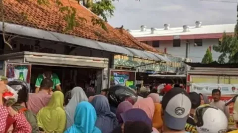 Pemkab Pamekasan Gelar Pasar Murah, Beras 5 Kg Dijual Rp 45.000 - GenPI.co JATIM