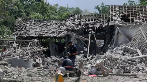 Tim Labfor Polda Jatim Beberkan Pusat Ledakan di Ponggok Blitar, Berasal dari Dapur - GenPI.co JATIM
