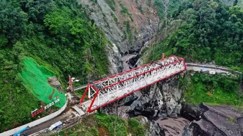 Asyik! Jembatan Gladak Perak Dipastikan Selesai Sebelum Lebaran 2023 - GenPI.co JATIM