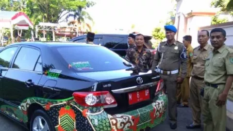 914 Kendaraan Plat Merah Pamekasan Tunggak Pajak, Ada yang Belum Bayar 7 Tahun - GenPI.co JATIM