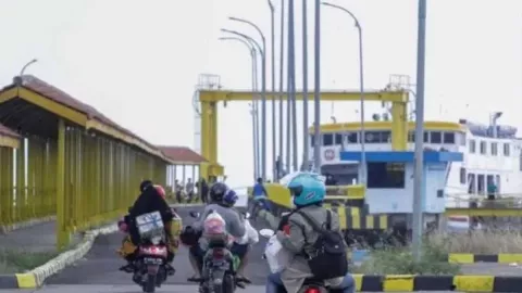 Pelabuhan Jangkar Situbondo Tambah Jadwal Penyeberangan Saat Mudik, Tujuan Pulau Raas - GenPI.co JATIM