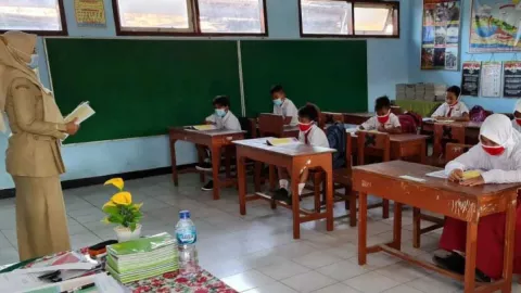 Pemkab Probolinggo Larang Sekolah Outing Class ke Luar Daerah - GenPI.co JATIM