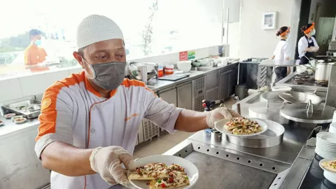 Buka Puasa Pizza Khas Arab dengan Kandungan Yogurt - GenPI.co JATIM
