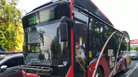 Surabaya Bus Angkut Penumpang 70 Persen Dari Kapasitas - GenPI.co JATIM