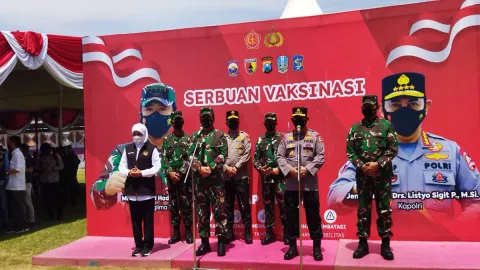 Panglima TNI dan Kapolri Optimis Jatim Terwujud Herd Immunity - GenPI.co JATIM