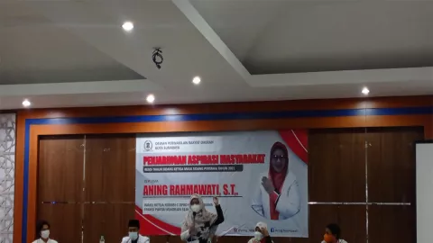 Komisi C DPRD Surabaya Minta Pemkot Tambah Gedung Sekolah - GenPI.co JATIM