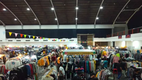 J-Fest, Ajang Berburu Thrifting Keren, Harga Miring - GenPI.co JATIM