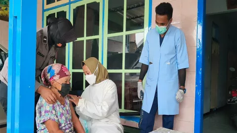 Dinkes Kabupaten Malang Gencar Vaksinasi, Rampung Akhir Tahun - GenPI.co JATIM