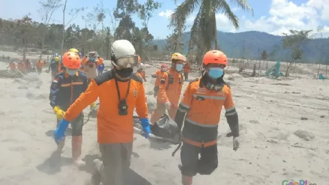Update, 46 Korban Meninggal Erupsi Gunung Semeru Sudah Ditemukan - GenPI.co JATIM