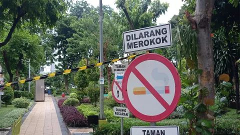 Masuk Level 2, Taman di Surabaya Belum Buka, Sabar - GenPI.co JATIM