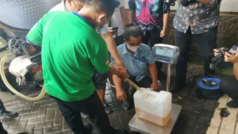 Mendag ke Surabaya, Janjikan Masalah Minyak Goreng Selesai - GenPI.co JATIM