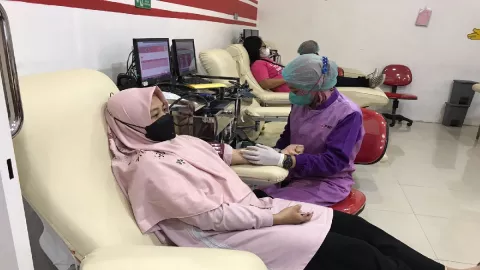 Jangan Khawatir Lemas Donor Darah Saat Ramadan, PMI Beri Tipsnya - GenPI.co JATIM