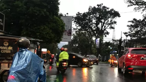 Warning BMKG Juanda, Waspada Cuaca Hujan Sepekan ke Depan - GenPI.co JATIM
