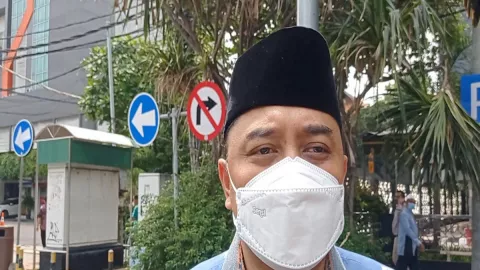 Keras! Wali Kota Surabaya Ingatkan Kepala OPD Jangan Cari Muka - GenPI.co JATIM