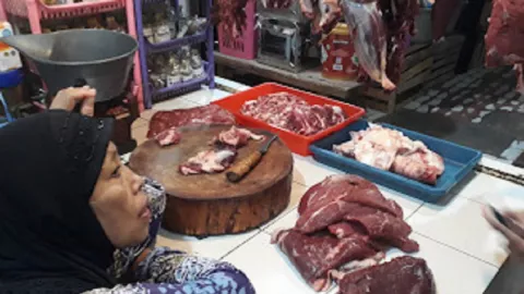 Pedagang Daging di Kota Malang Semringah, Terkuak Penyebabnya - GenPI.co JATIM