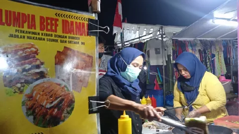 Kedai di Surabaya ini Kawinkan Burger dan Lumpia, Bikin Ngiler - GenPI.co JATIM