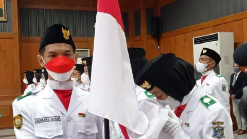 Paskibraka Surabaya Ungkapkan Perasaan, Dag-Dig-Dug Katanya - GenPI.co JATIM