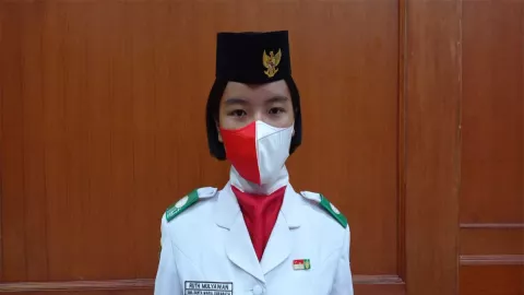 Ruth Mulyana, Paskibraka Surabaya Pembawa Bendera Merah Putih - GenPI.co JATIM