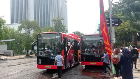 Baru 2 Minggu Diresmikan, Bus Listrik Surabaya Berhenti Sementara, Ini Sebabnya - GenPI.co JATIM