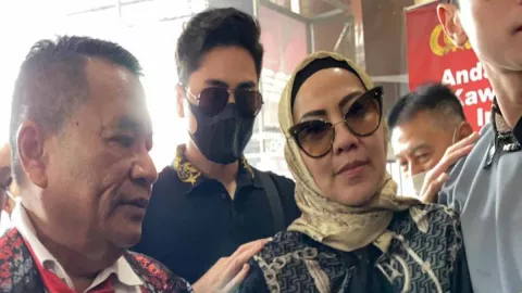 Venna Melinda Bingung dengan Sikap Ferry Irawan - GenPI.co JATIM