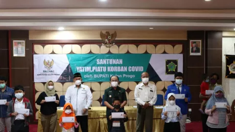 Anak Yatim Piatu Korban Covid-19 di Kulon Progo Mendapat Santunan - GenPI.co JOGJA