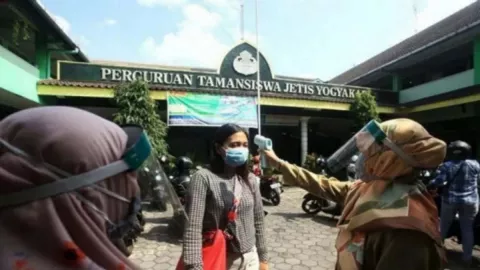 Siswa SD dan SMP di Yogyakarta Mulai Diskrining Covid-19 - GenPI.co JOGJA