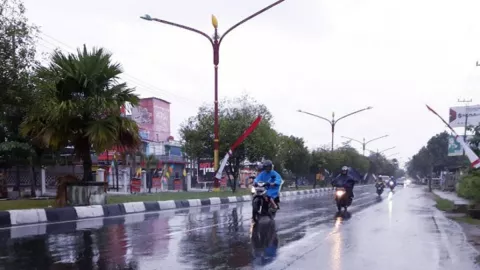 Hati-hati, Hujan Lebat Disertai Petir di Yogyakarta - GenPI.co JOGJA