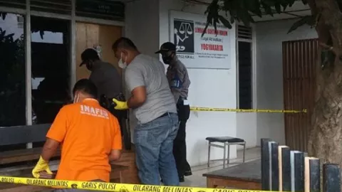 LBH Yogyakarta Diserang Bom Molotov, Reaksinya Sangar - GenPI.co JOGJA