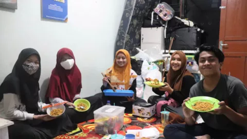 Manfaat Mi Petai Cina Karya Mahasiswa UNY Top, Diabetes Aman - GenPI.co JOGJA