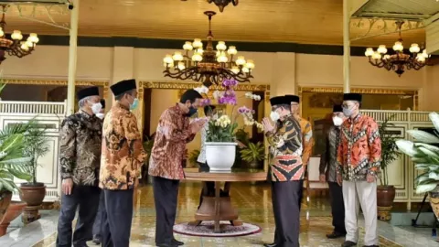 Minta Masukan, Ketua Majelis Syuro PKS Temui Sri Sultan HB X - GenPI.co JOGJA