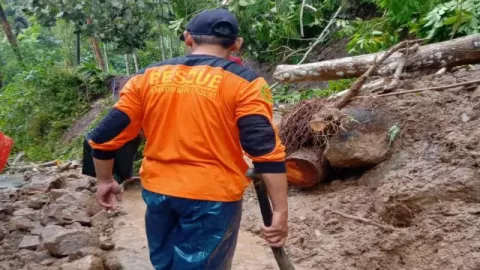 Longsor Tutup Akses Menuju Objek Wisata Kedung Pedut Kulon Progo - GenPI.co JOGJA