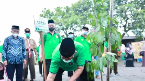 Sambut Hari Menanam Pohon, LDII Tanam 600 Pohon Kepel di Bantul - GenPI.co JOGJA