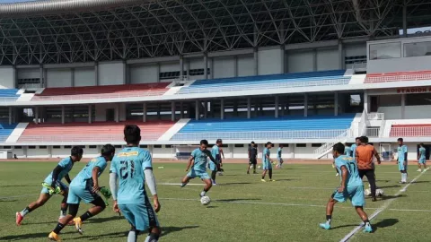 PSIM Jogja vs Dewa United, Seto Minta Pemainnya Lebih Fokus - GenPI.co JOGJA