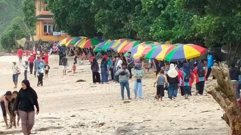 Jumlah Kunjungan Pantai di Gunungkidul Mencapai 34.501 Orang saat Lebaran - GenPI.co JOGJA