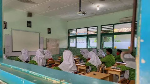 Nasib PTM di Kota Yogyakarta, Disdikpora: Sabar Dulu - GenPI.co JOGJA