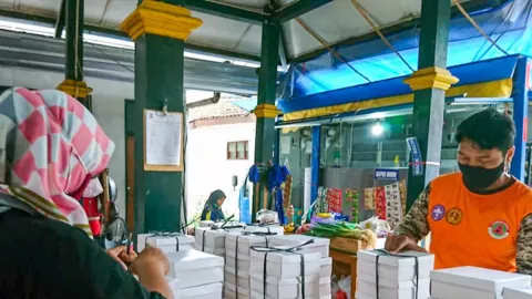 Warga Kota Yogyakarta Isoman di Rumah Dibantu Logistik - GenPI.co JOGJA