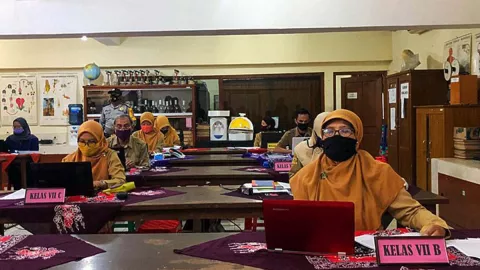 Pertimbangkan Hal Ini, Yogyakarta Perpanjang Belajar Daring - GenPI.co JOGJA