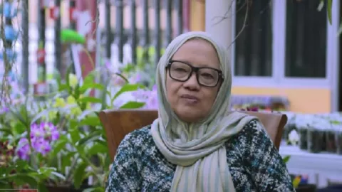 Hobi Menghasilkan! Wanita di Yogyakarta Ini Sukses Bisnis Anggrek - GenPI.co JOGJA