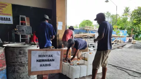Minyak Goreng Curah di Yogyakarta Terbatas, Ternyata Gegara Ini - GenPI.co JOGJA