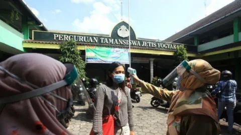 SMA Sederajat di Yogyakarta Tetap PTM 50 Persen, Kenapa? - GenPI.co JOGJA